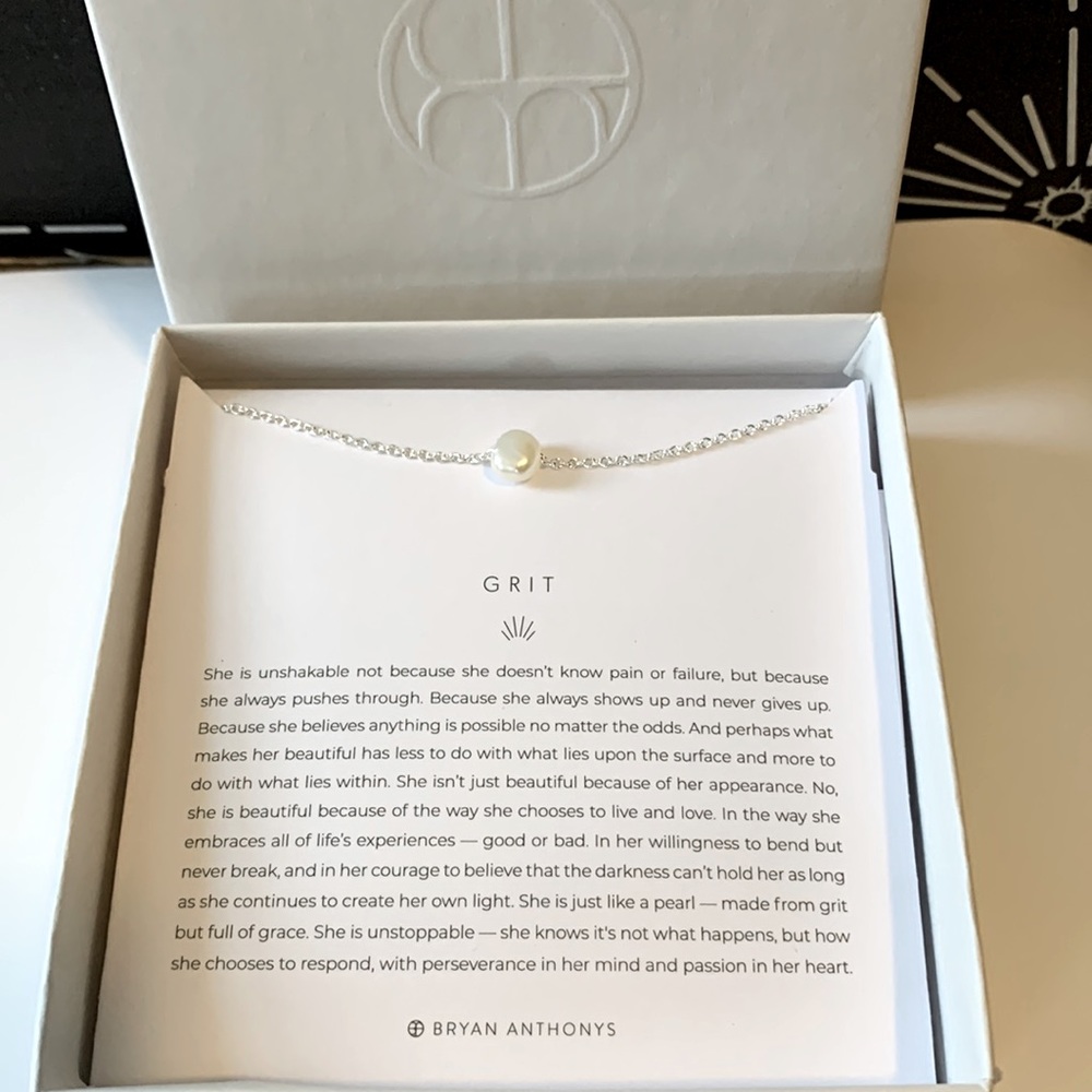 Bryan Anthonys Silver Pearl Grit Necklace NWT 🎀